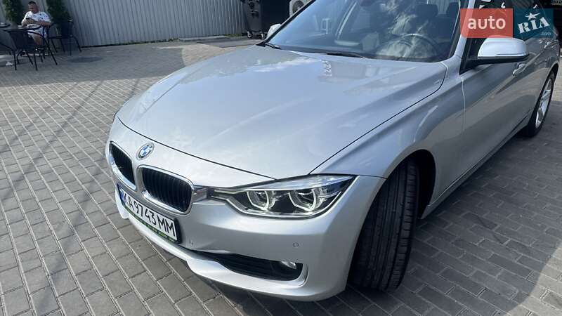 Седан BMW 3 Series 2014 в Києві фото 15 Седан BMW 3 Series 2014 в Києві