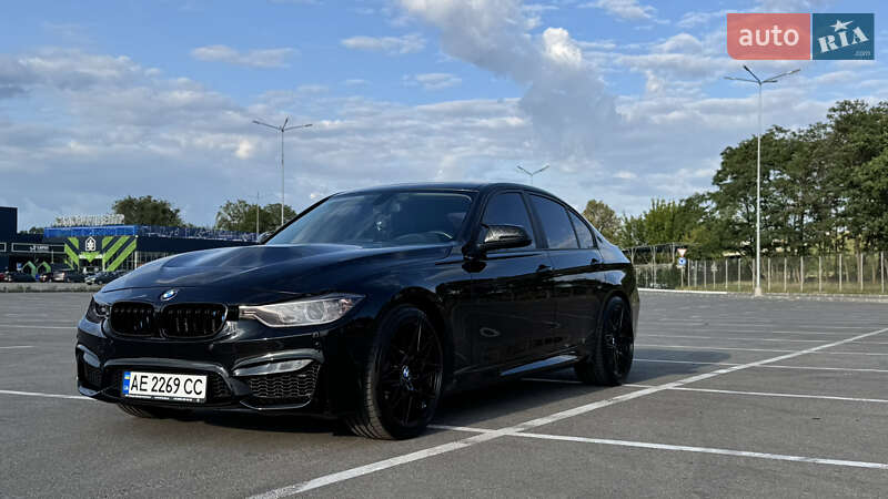 Седан BMW 3 Series 2014 в Дніпрі