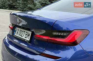 Седан BMW 3 Series 2022 в 