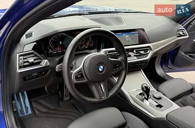 Седан BMW 3 Series 2022 в 