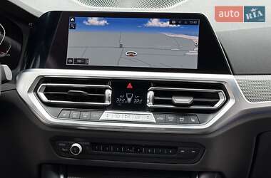 Седан BMW 3 Series 2022 в 