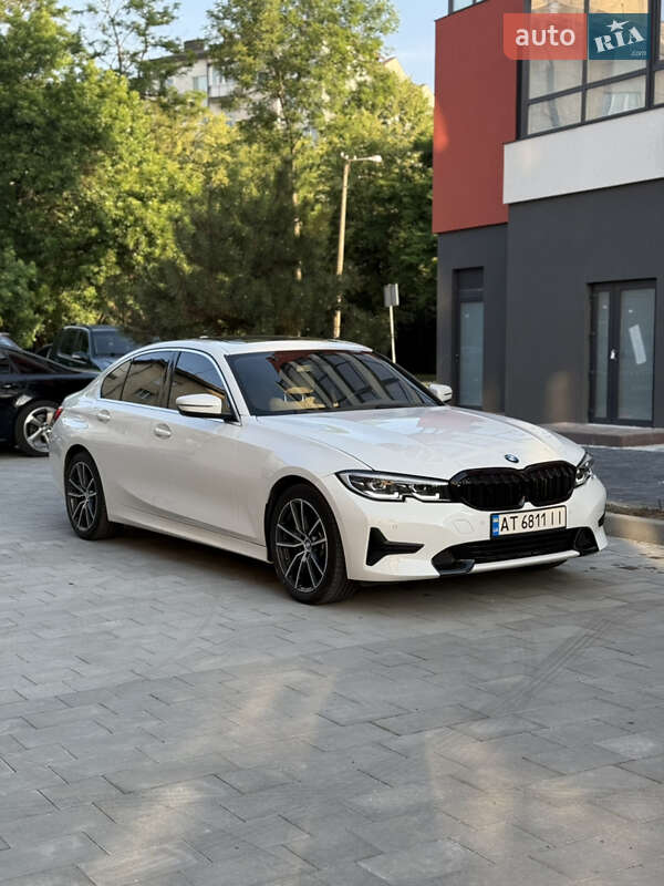 Седан BMW 3 Series 2020 в Ивано-Франковске
