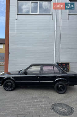 Седан BMW 3 Series 1987 в 
