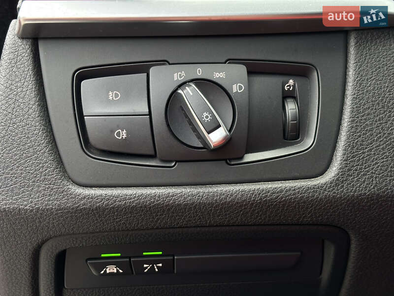 Седан BMW 3 Series 2015 в Одесі