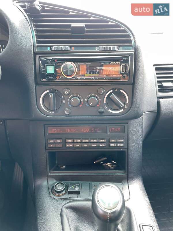 Седан BMW 3 Series 1995 в Києві