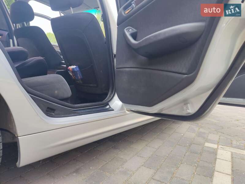 Седан BMW 3 Series 1999 в Берегово