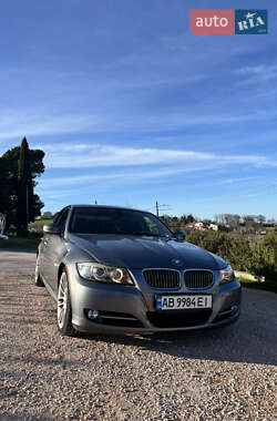 Седан BMW 3 Series 2011 в 