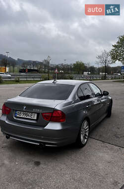 Седан BMW 3 Series 2011 в 