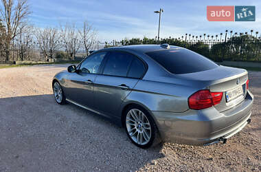 Седан BMW 3 Series 2011 в 