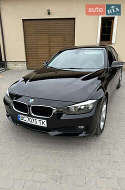 Седан BMW 3 Series 2013 в Городку