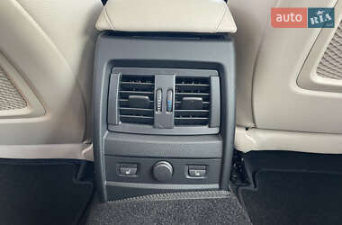 Седан BMW 3 Series 2014 в 