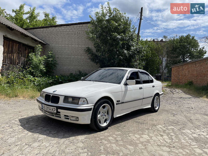 BMW 3 Series 1992