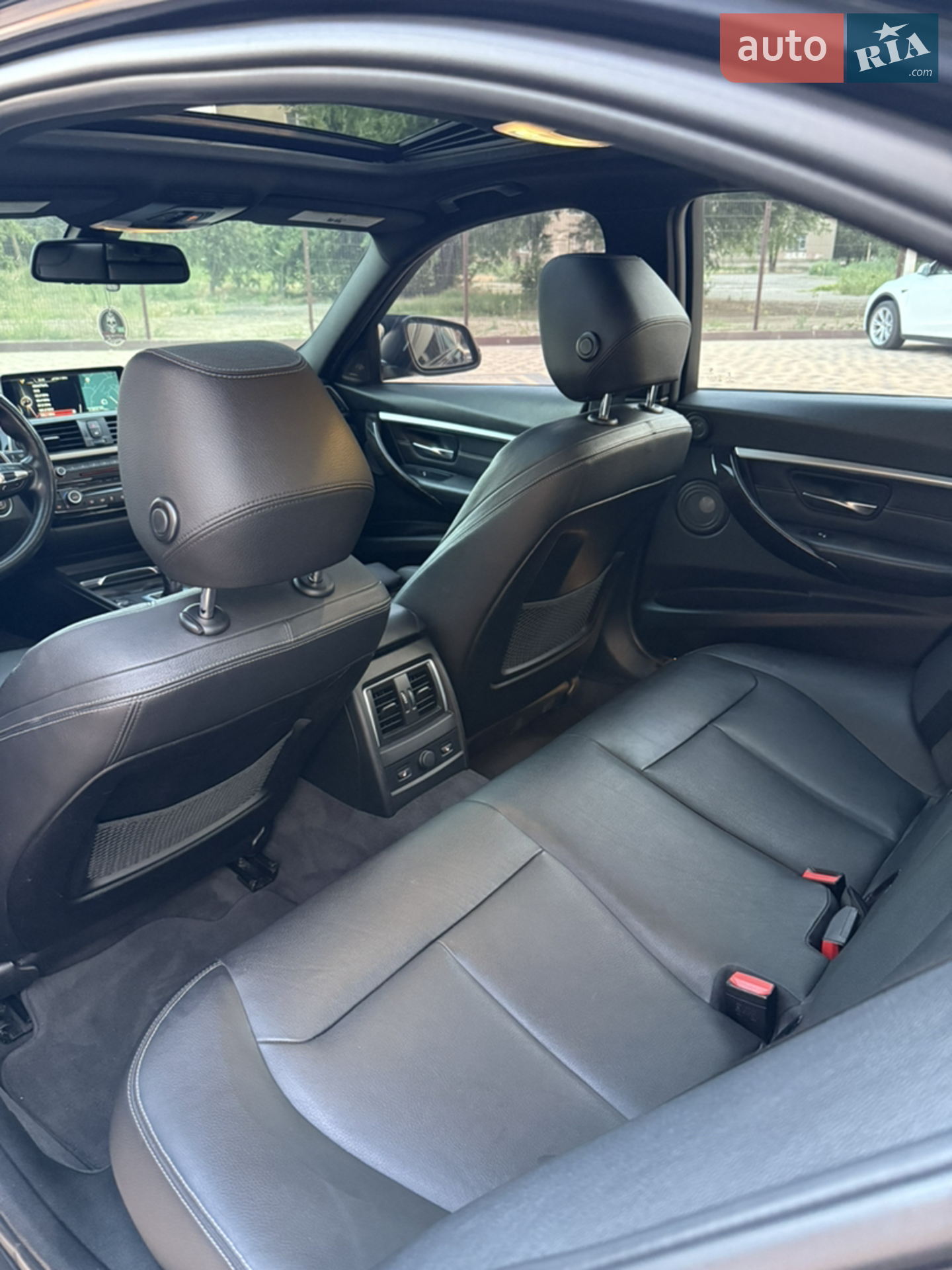 2015 BMW 3er - мініатюра 15
