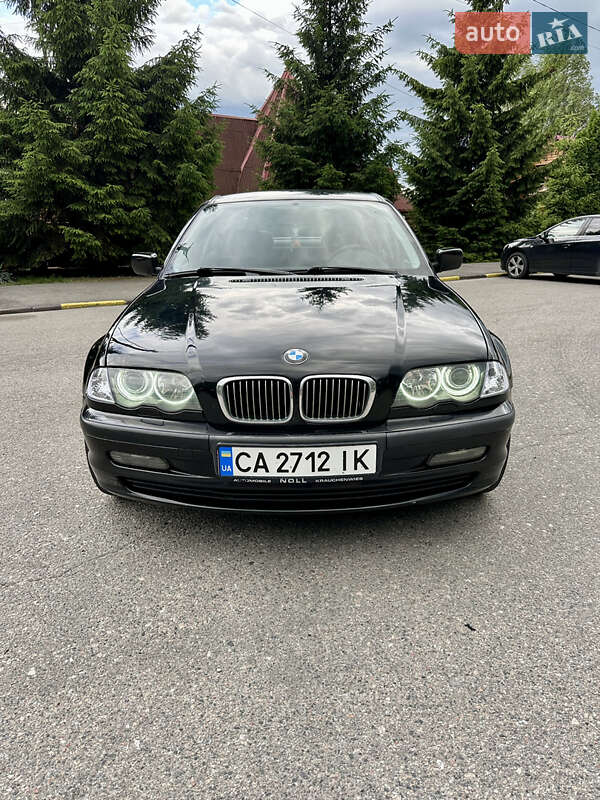 Седан BMW 3 Series 2000 в 