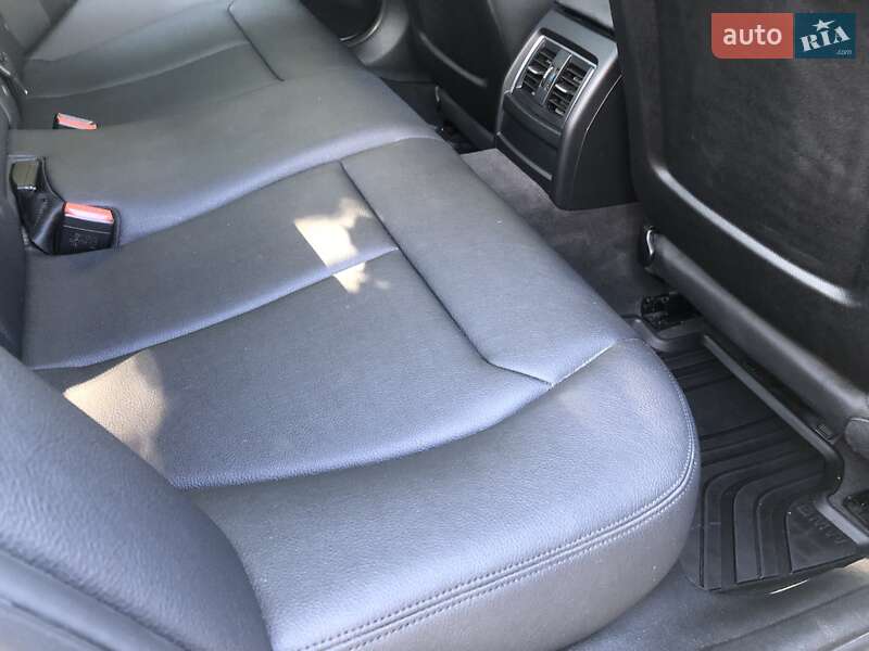 Седан BMW 3 Series 2016 в Вінниці
