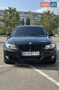 Седан BMW 3 Series 2011 в 