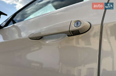 Универсал BMW 3 Series 2012 в 