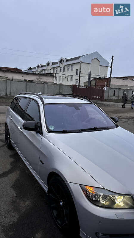 Универсал BMW 3 Series 2009 в Полтаве