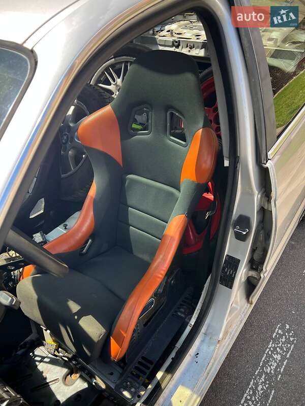 Седан BMW 3 Series 1999 в Киеве