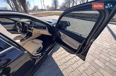 Седан BMW 3 Series 2017 в 