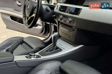 Универсал BMW 3 Series 2009 в 