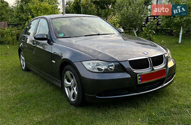 Седан BMW 3 Series 2006 в Луцке