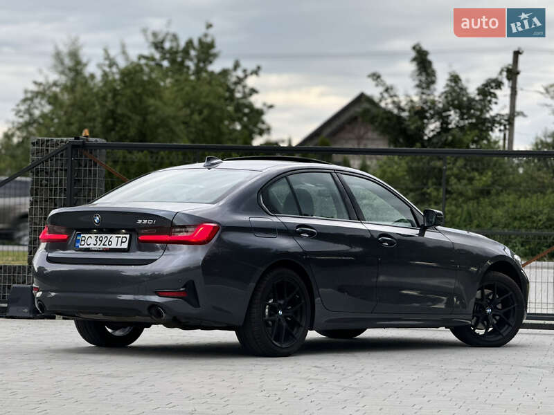 Седан BMW 3 Series 2019 в Львові