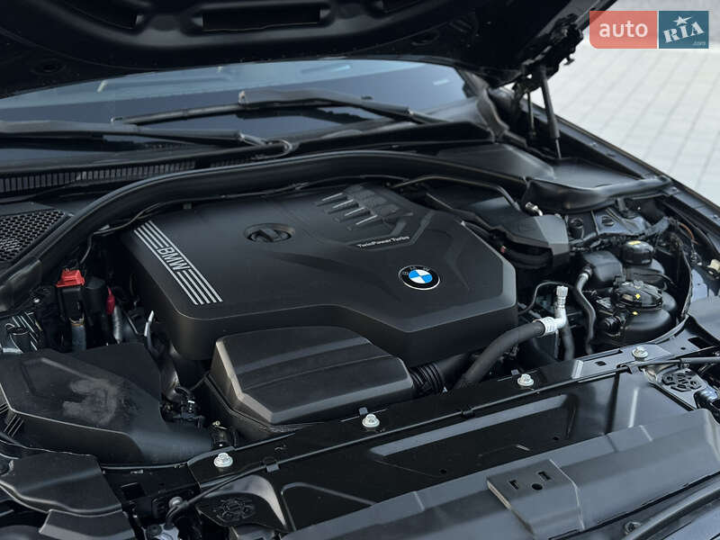 Седан BMW 3 Series 2019 в Львові