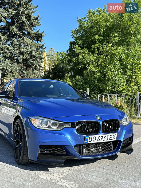 Седан BMW 3 Series 2012 в Бучачі