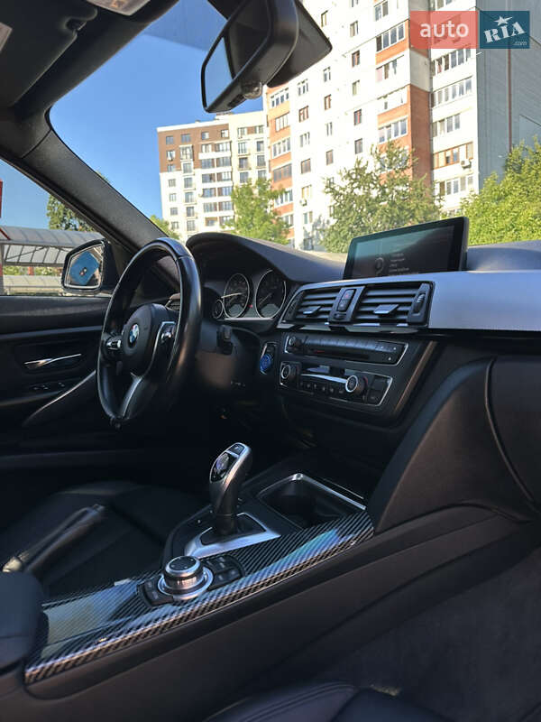 Седан BMW 3 Series 2012 в Бучачі