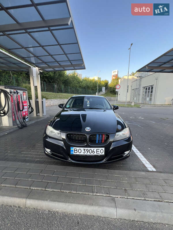 Универсал BMW 3 Series 2010 в Тернополе фото 16 Универсал BMW 3 Series 2010 в Тернополе