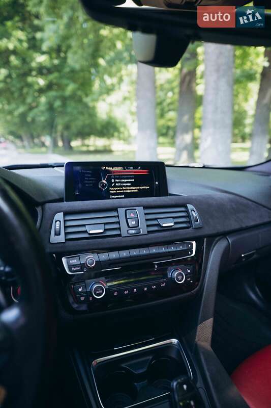 Седан BMW 3 Series 2015 в Івано-Франківську