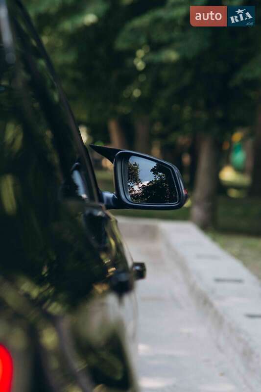 Седан BMW 3 Series 2015 в Івано-Франківську