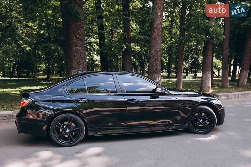 Седан BMW 3 Series 2015 в Івано-Франківську