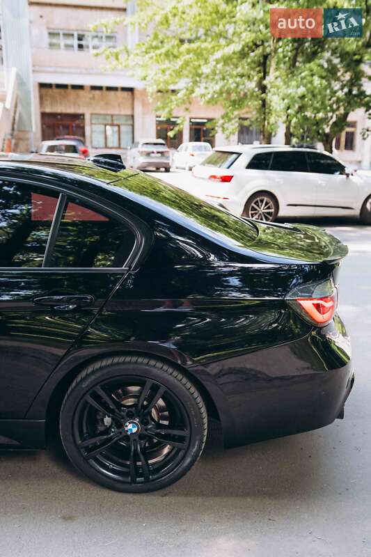 Седан BMW 3 Series 2015 в Івано-Франківську