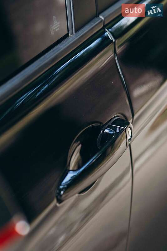 Седан BMW 3 Series 2015 в Івано-Франківську