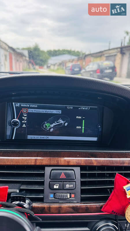 Седан BMW 3 Series 2011 в Ирпене фото 19 Седан BMW 3 Series 2011 в Ирпене