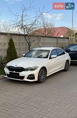 Седан BMW 3 Series 2022 в Черкасах