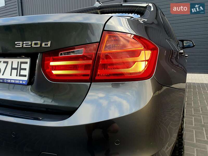 Седан BMW 3 Series 2014 в Кропивницькому