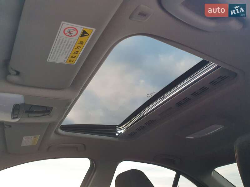 Седан BMW 3 Series 2014 в Кропивницькому