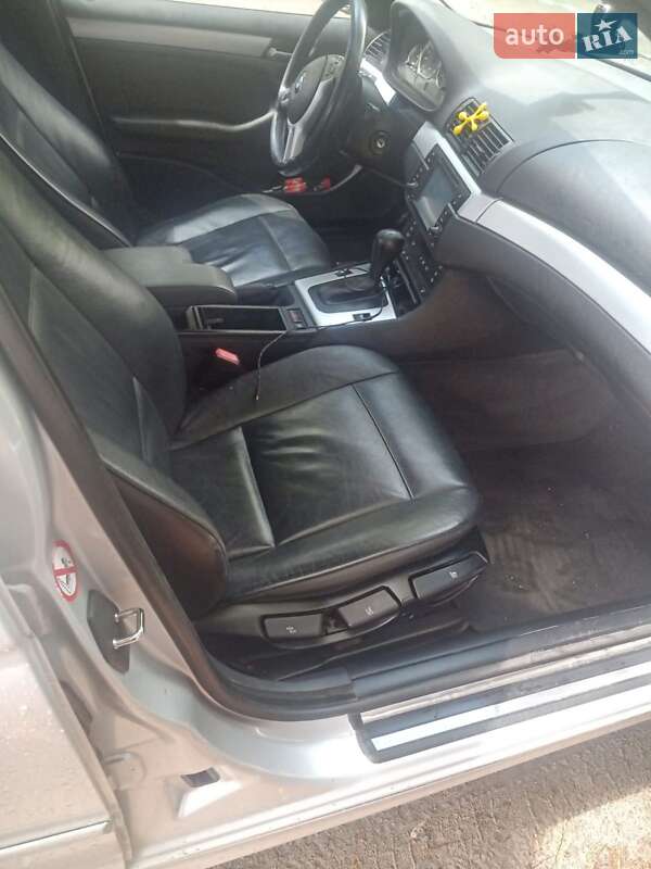 Седан BMW 3 Series 2002 в Черновцах