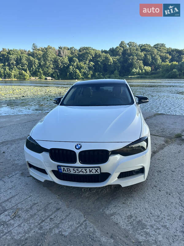Седан BMW 3 Series 2015 в Вінниці