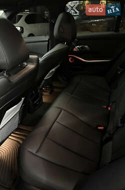 Седан BMW 3 Series 2021 в 