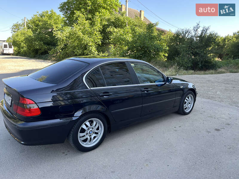 Седан BMW 3 Series 2004 в Ивано-Франковске