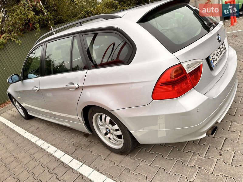 Универсал BMW 3 Series 2006 в Нововолынске