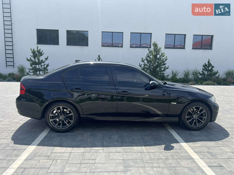Седан BMW 3 Series 2007 в 