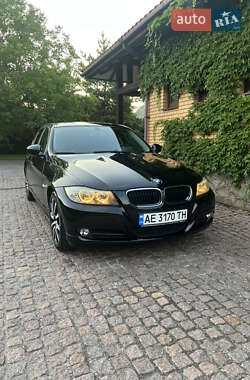 Седан BMW 3 Series 2009 в Дніпрі