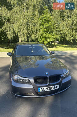 Универсал BMW 3 Series 2007 в Нововолынске
