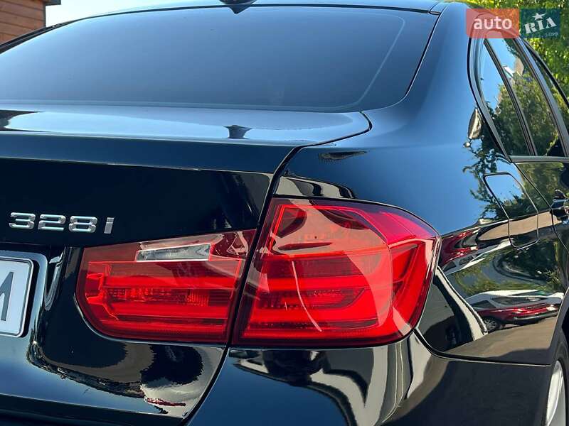 Седан BMW 3 Series 2013 в Житомире