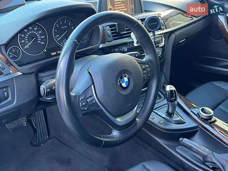 Седан BMW 3 Series 2013 в Житомире